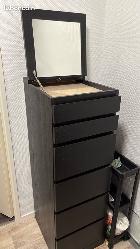 Commode noire (image 1)