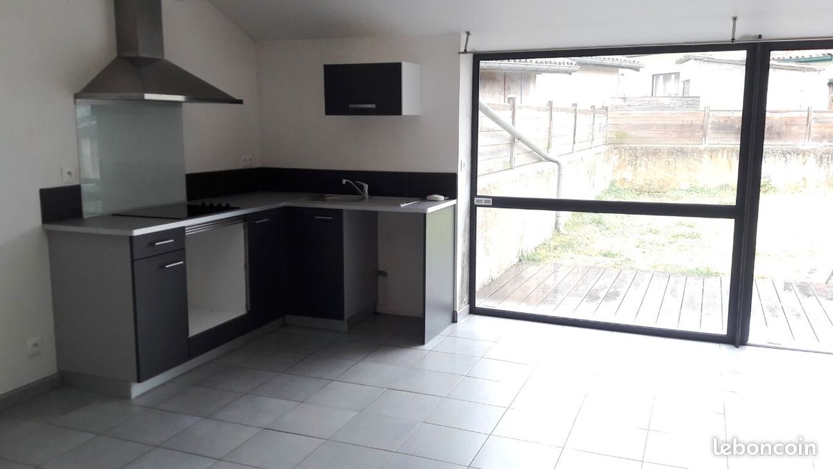 Appartement 1 pièce 38 m² · à Roaillan · 38 m² · 496 €