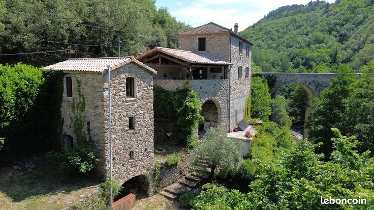 Maison 4 pièces 167 m²