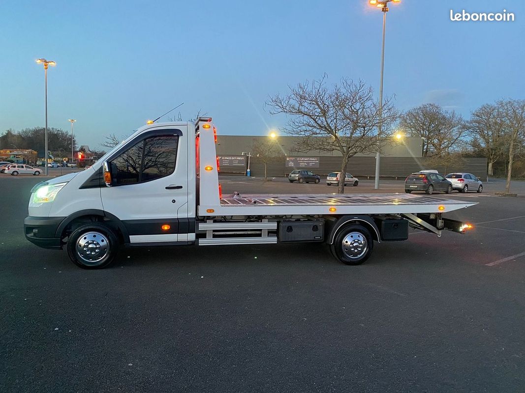Ford TRANSIT DAPANNEUSE COULISSANT P350 L4 RJ 2.2 TDCI 125CH AMBIENTE (image 3)