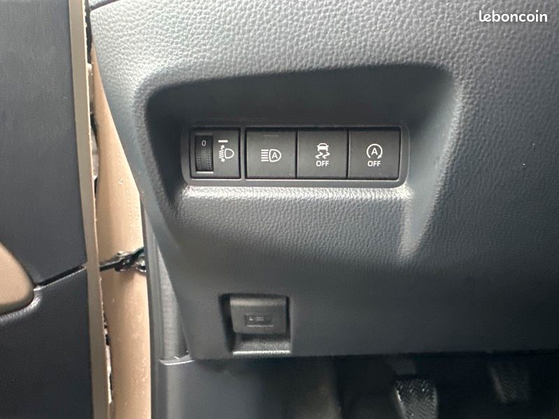 Toyota aygo x 1.0 VVT-i 72 Design (image 21)