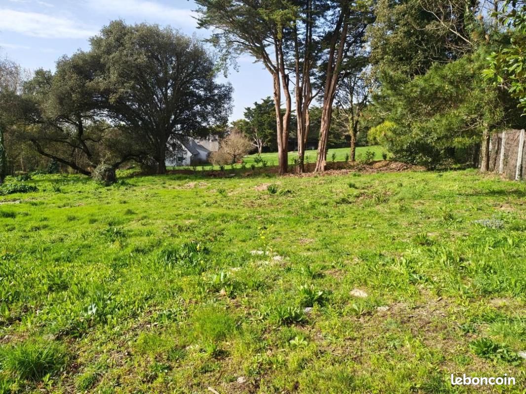 Terrain 1 243 m² Guerande · à Guérande · 402 800 €