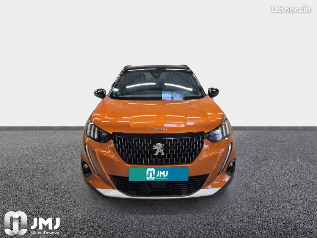 Peugeot 2008 PureTech 130 S&S EAT8 GT (image 6)