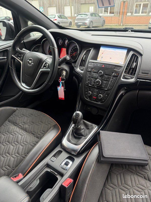Opel Cascada 2.0 CDTI 165cv Cosmo toutes options Suivie Complet (image 10)
