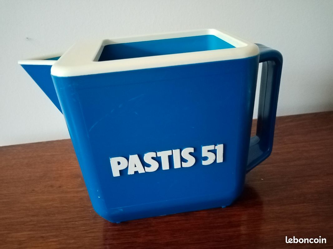 Pichet Pastis 51 vintage bleu et blanc en plastique (image 3)