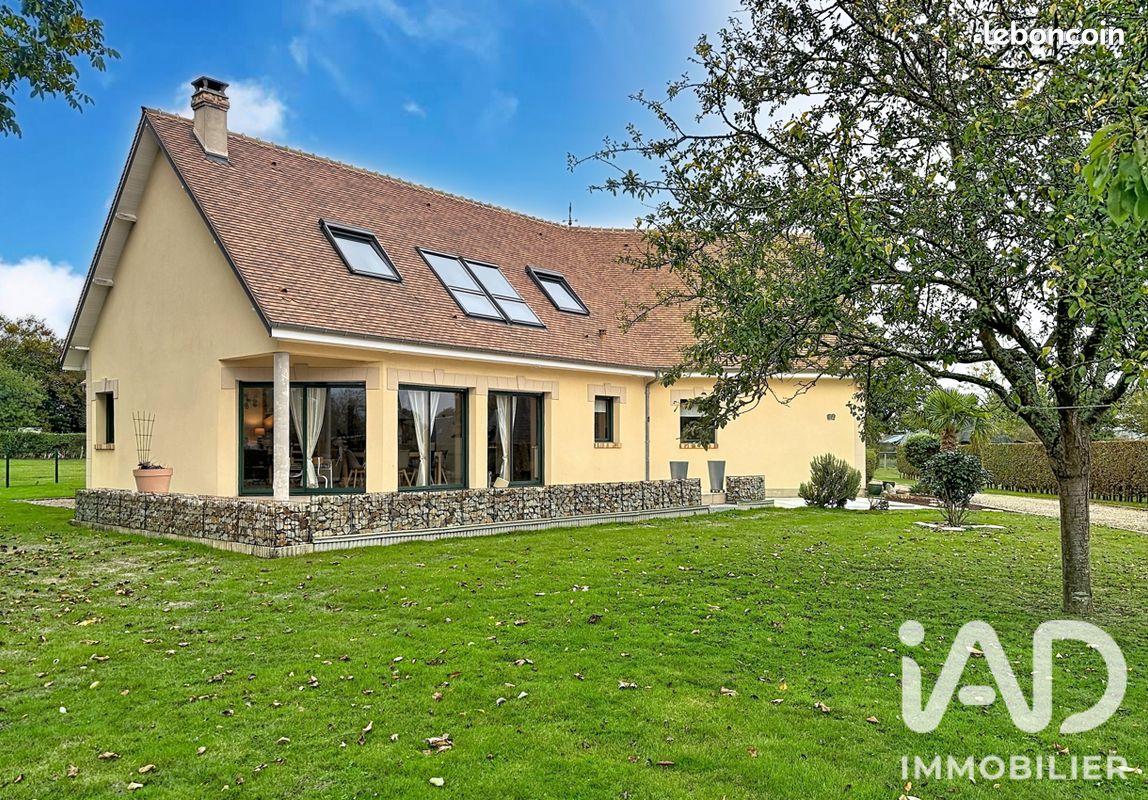 Maison 7 pièces 211 m² · à Boisney · 211 m² · 345 000 €