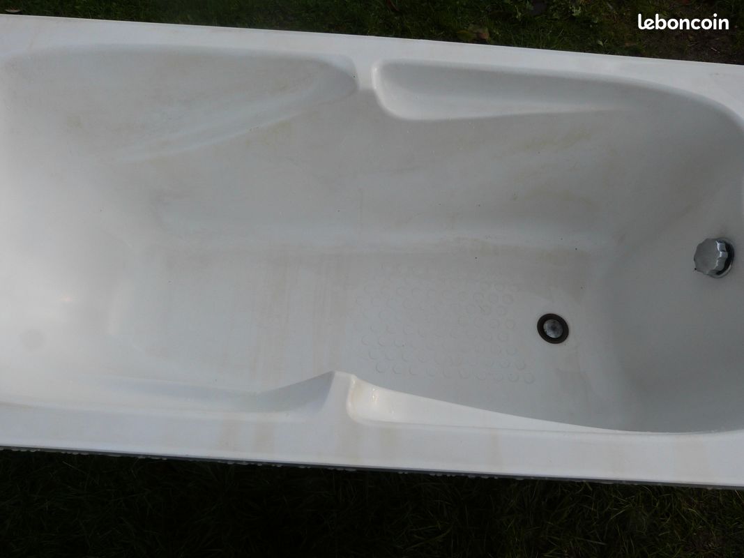 Baignoire acrylique (image 1)