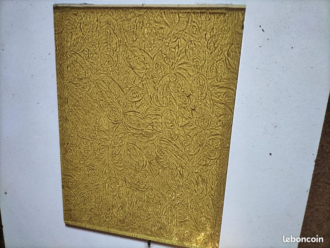 Verre imprimé jaune (image 1)