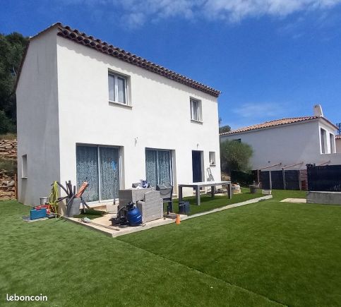 Maison 4 pièces 91 m² · à Le Revest-les-Eaux · 91 m² · 550 000 €