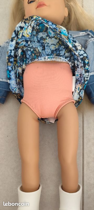 Poupée Corolle avec tenue (image 6)