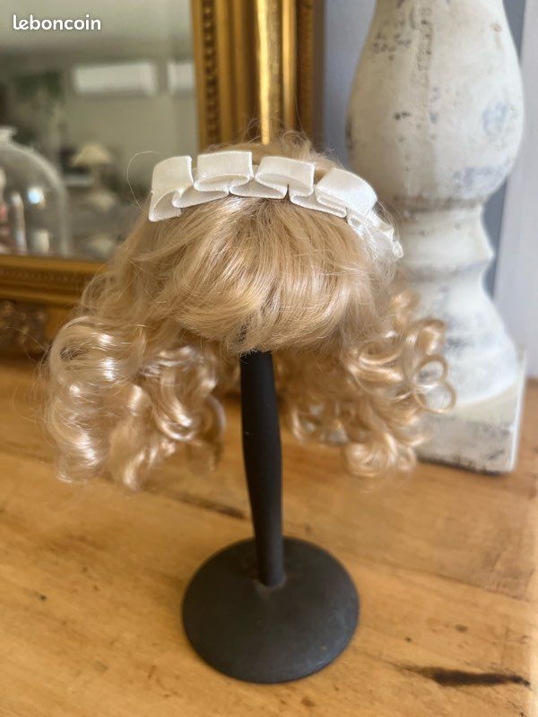 Perruque Courte Cheveux Naturels - Julie Mathey Perruque