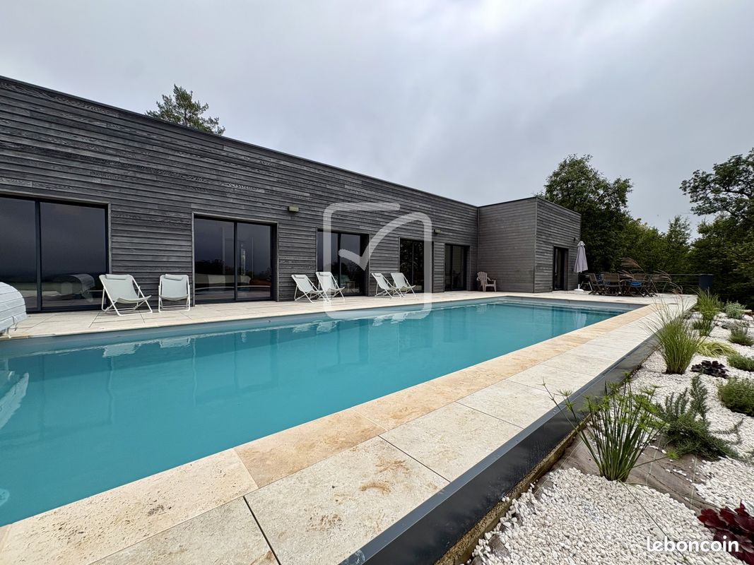 Maison 5 pièces 140 m² · à Terrasson-Lavilledieu · 140 m² · 467 250 €