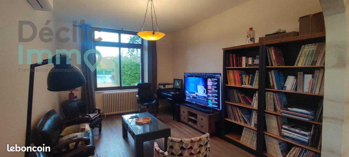 Propriété 8 pièces 199 m² - Brioux-sur-Boutonne 79170 (image principale 8)