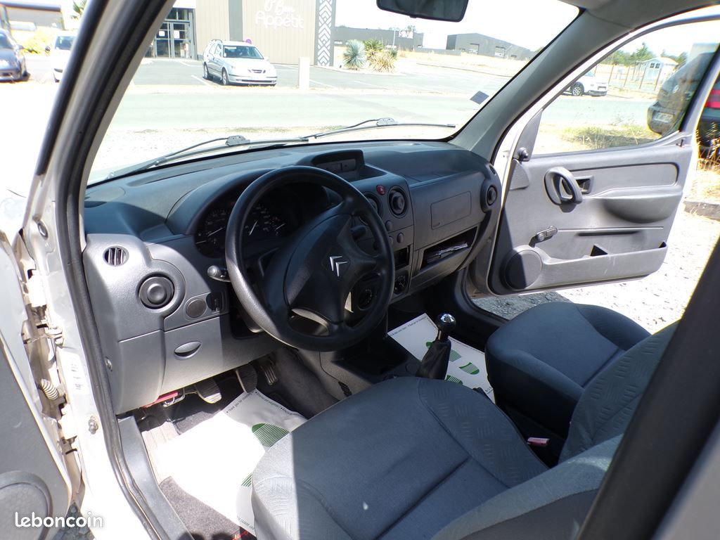 Citroën Berlingo 1.4I 75CV (image 11)