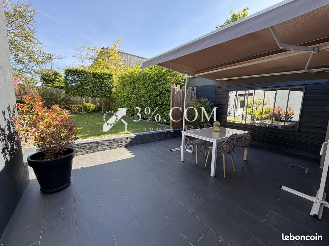 Maison 5 pièces 130 m² · à Neuville-en-Ferrain · 130 m² · 399 000 €