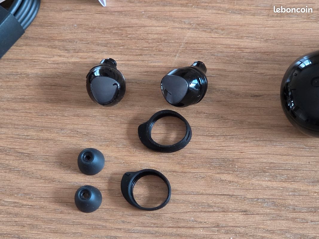 Samsung Galaxy Buds+ (image 1)