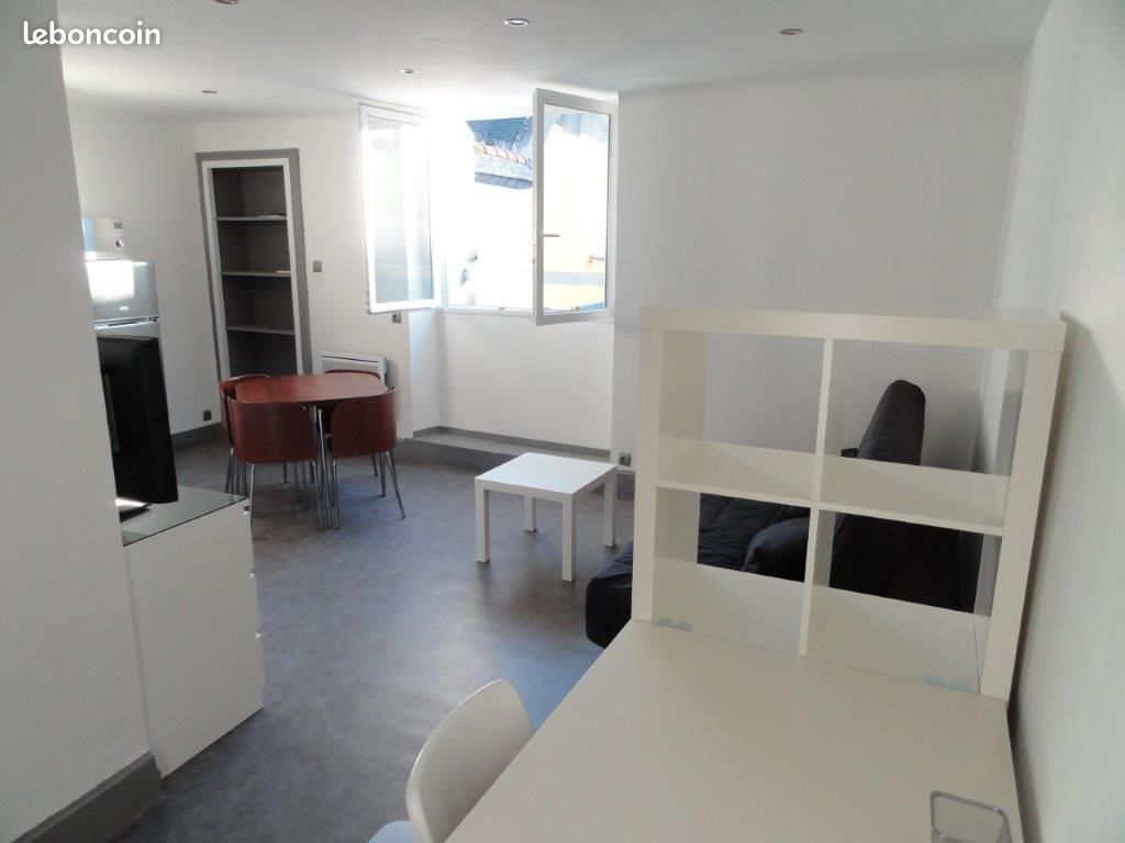 Appartement 1 pièce 28 m² · à Quimper · 28 m² · 480 €/mois
