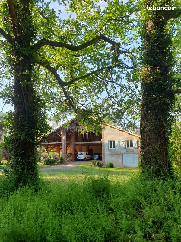 Maison 12 pièces 500 m² · à Pouydraguin · 500 m² · 449 500 €