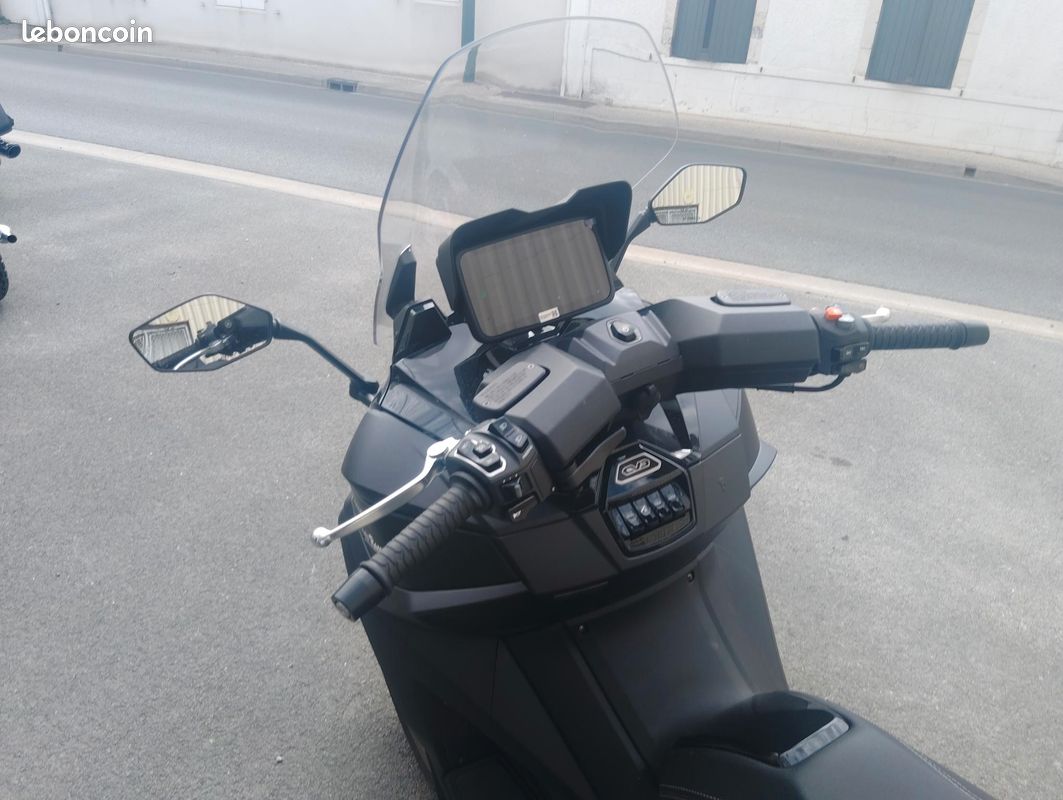Kymco 575 cv3 (image 4)