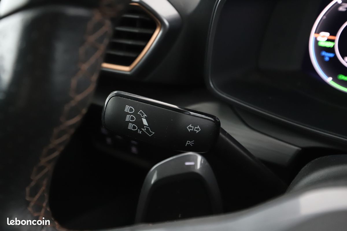 Cupra Formentor 1.4 e-Hybrid VZ DSG6 245 ch (image 17)