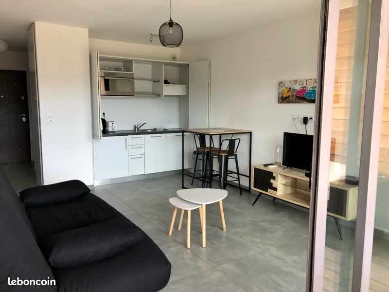Studio 2 personnes, piscine, 200m du port de Porto Vecchio (image 4)
