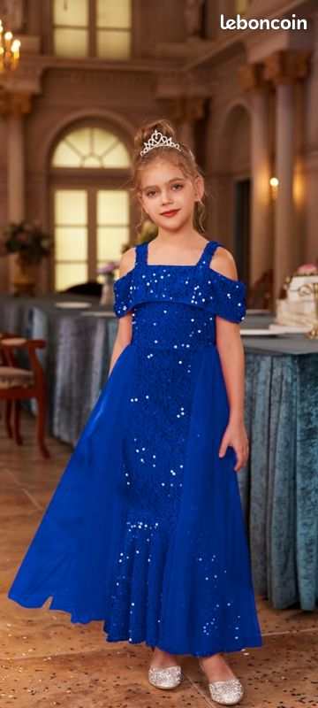 Robe festive à sequins multicolores