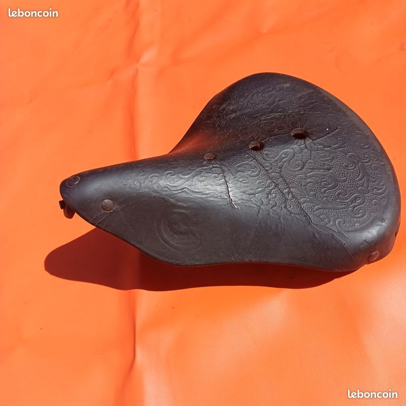 Vélo Ancien Selle En Cuir Moto Confort Pantin Montluçon Dunlop France L2320 Imgx500 525