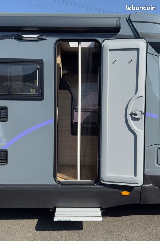 CHAUSSON S514 ETAPE LINE - 6.24m | Camping-car Profilé Compact Occasion (image 11)