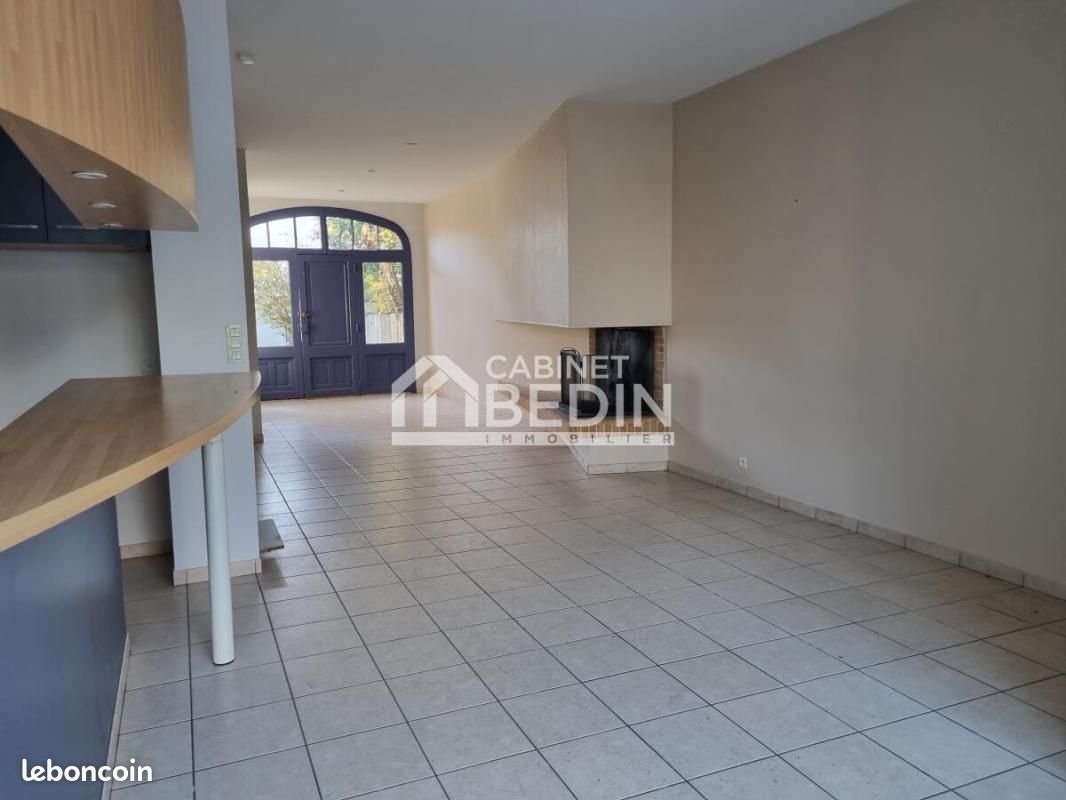 Maison 5 pièces 150 m² · à Talence · 150 m² · 1 688 €