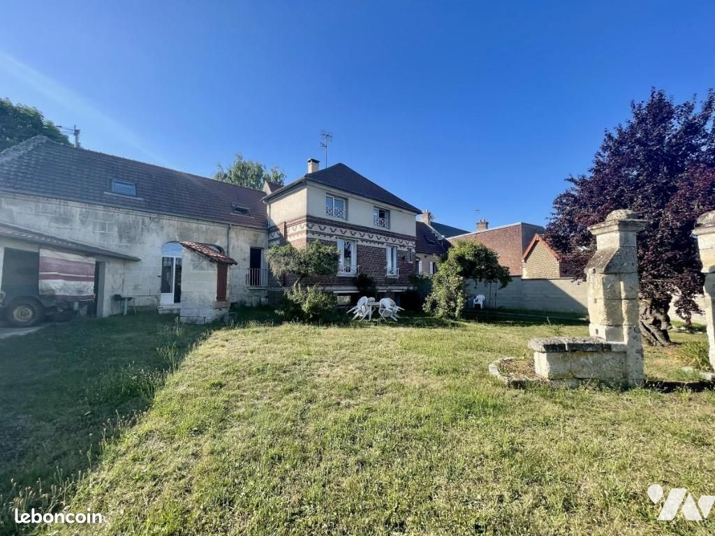 Maison 10 pièces 273 m² · à Ribécourt-Dreslincourt · 273 m² · 511 800 €