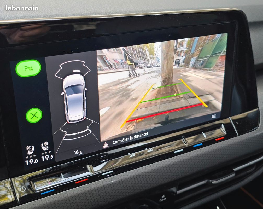 VOLKSWAGEN GOLF 8 GTD - 2.0 TDI 200ch - DSG7 - FULL OPTIONS (Boule d'attelage, Android auto & Apple CarPlay, HUD) (image 9)