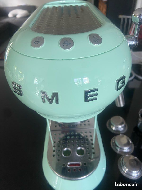 Machine à café expresso SMEG vert (image 3)
