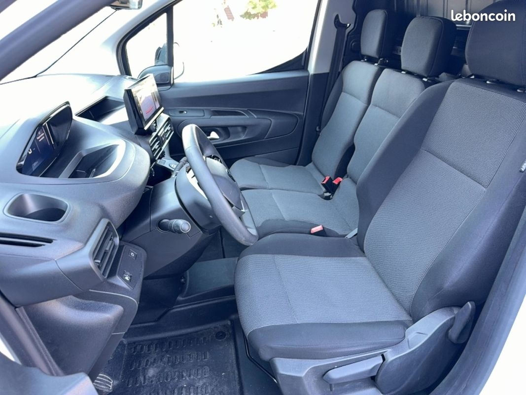 Peugeot Partner (3) Taille M 650kg BlueHDi 100 BVM6 / pack Premium Connect (image 12)