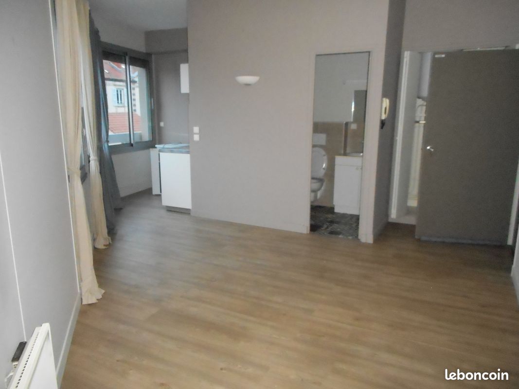 Appartement 1 pièce 25 m² · à Chamalières · 25 m² · 360 €/mois