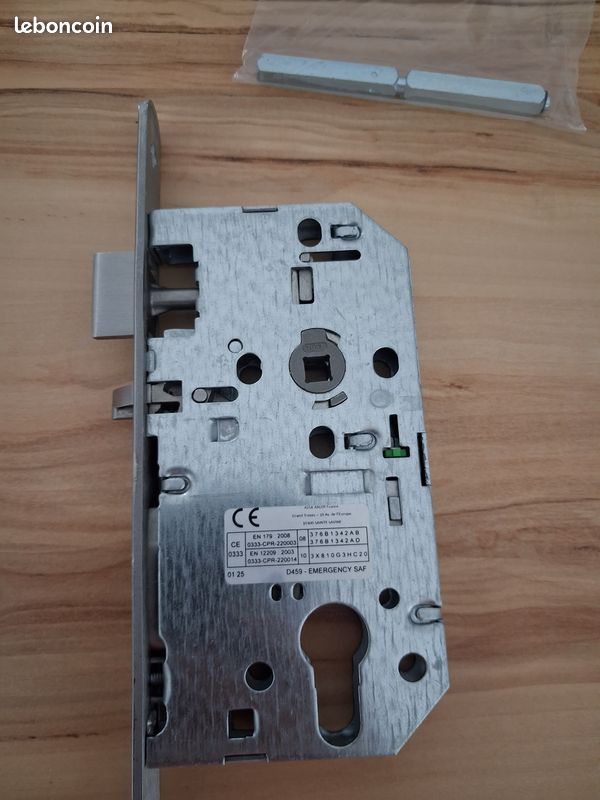 Gache serrure Vachette (image 1)