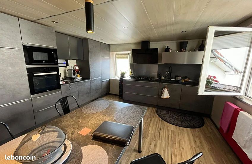 Appartement 4 pièces 95 m² · à Valentigney · 94,6 m² · 115 000 €
