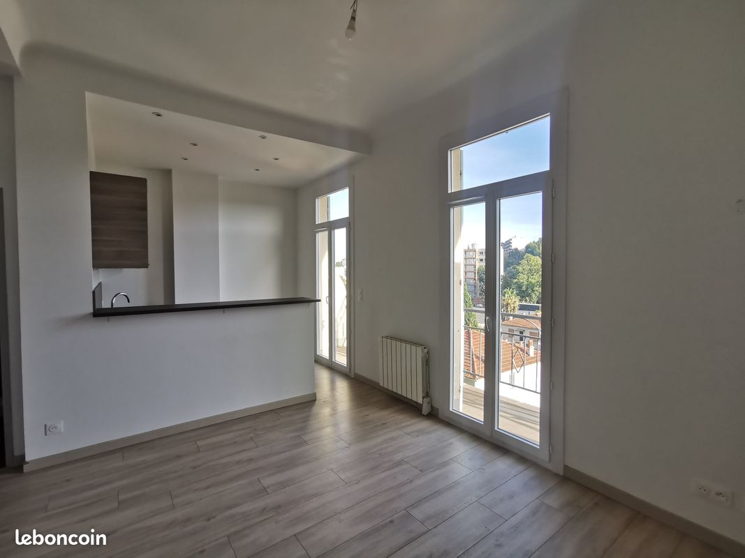 Appartement 2 pièces 40 m² · à Toulon · 40 m² · 599 €/mois