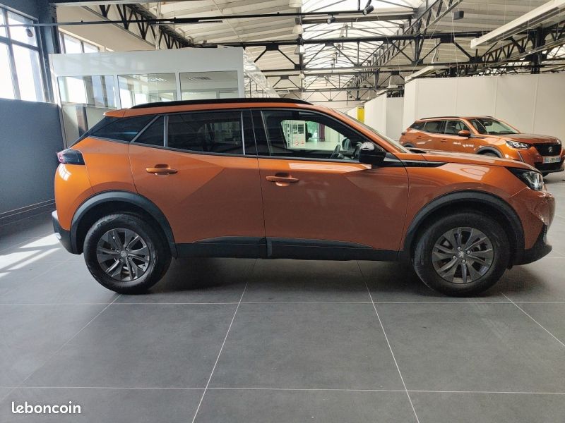 Peugeot 2008 1.2 PureTech 100ch S&S Style (image 4)