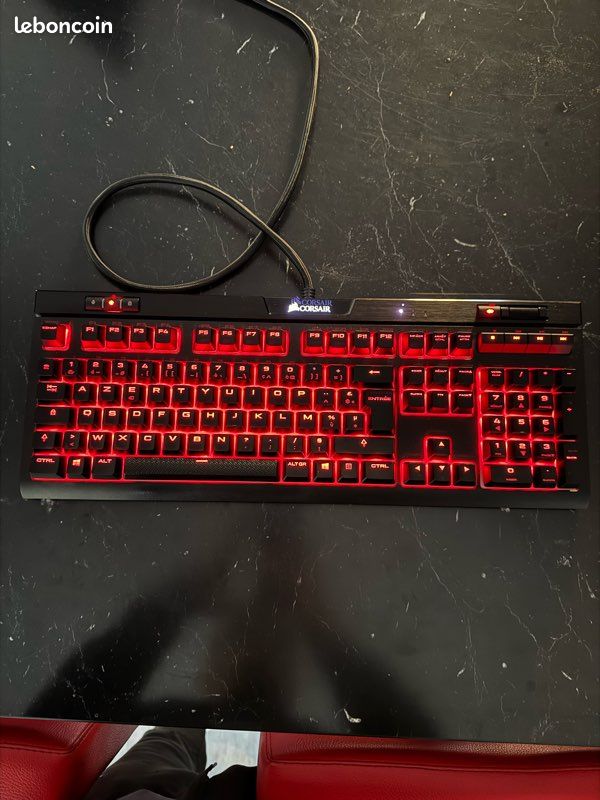 Clavier mécanique Corsair K70 RGB MK.2 (image 1)