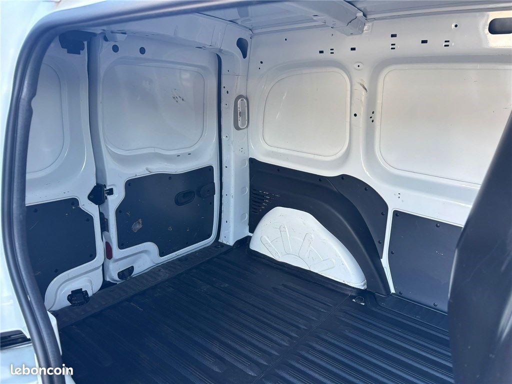Renault Kangoo BLUE DCI 95 Business (image 6)