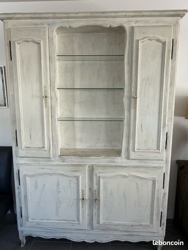 Vends buffet 4 portes et 4 étagères (image 1)