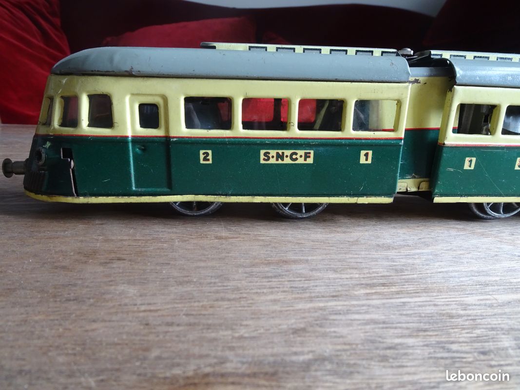 Autorail articulé SNCF mécanique ech 0 De marque Joustra - Modélisme