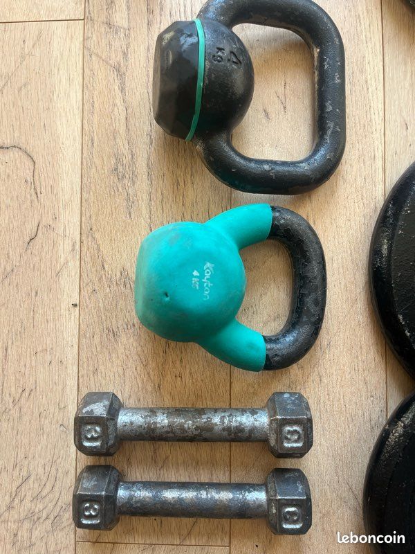 Lot complet musculation : Banc multi-exercices + Barre, Haltères & Poids (image 7)
