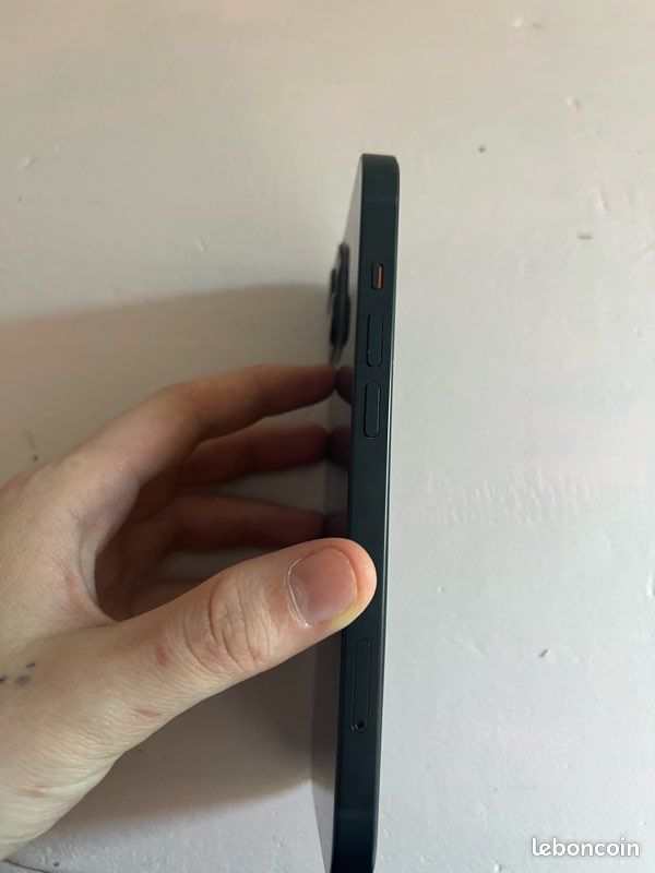 Vendre un téléphone pour pièce (image 5)