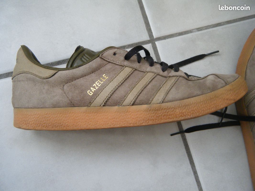 adidas gazelle silver green womens Adidas Gazelle Indoor Focoli black gum IH4772  Sneaker Junkies