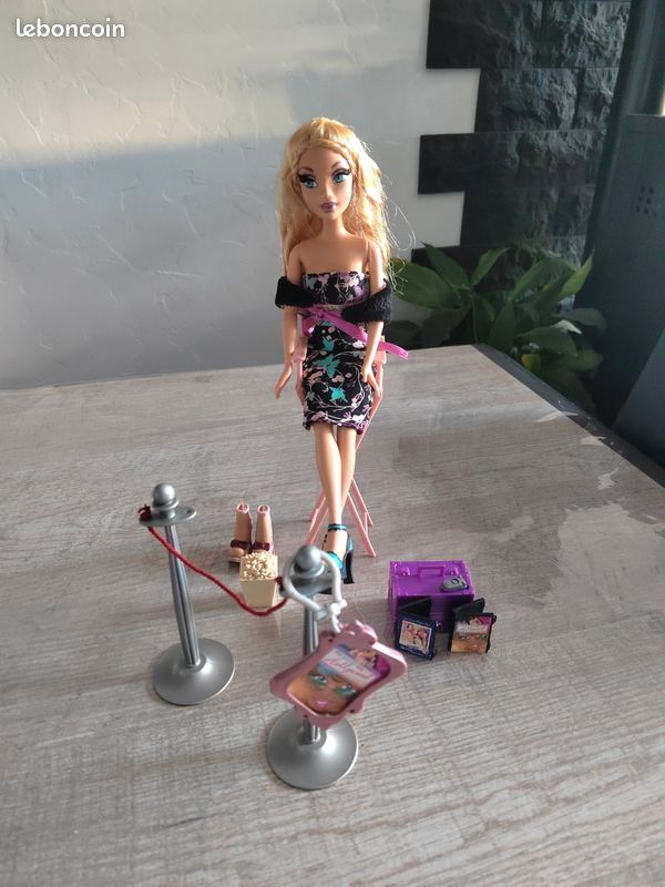 Coffret Poupée Barbie une journée au spa MATTEL - NEUF