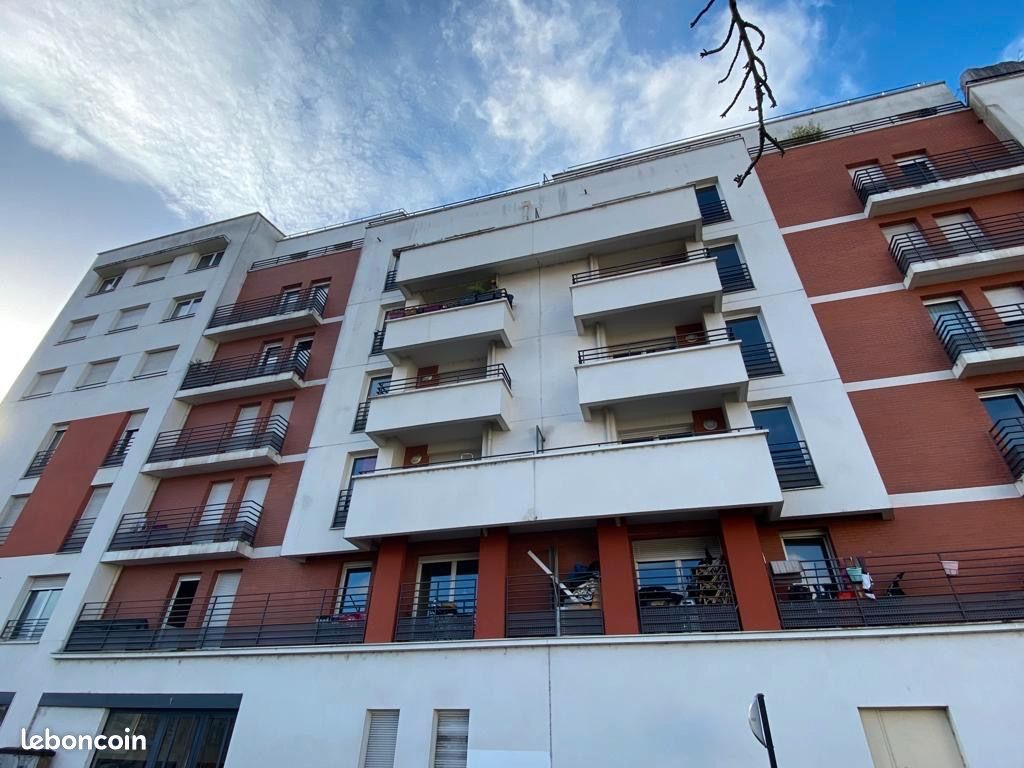 Appartement 3 pièces 68 m² · à Saint-Denis · 68 m² · 1 370 €