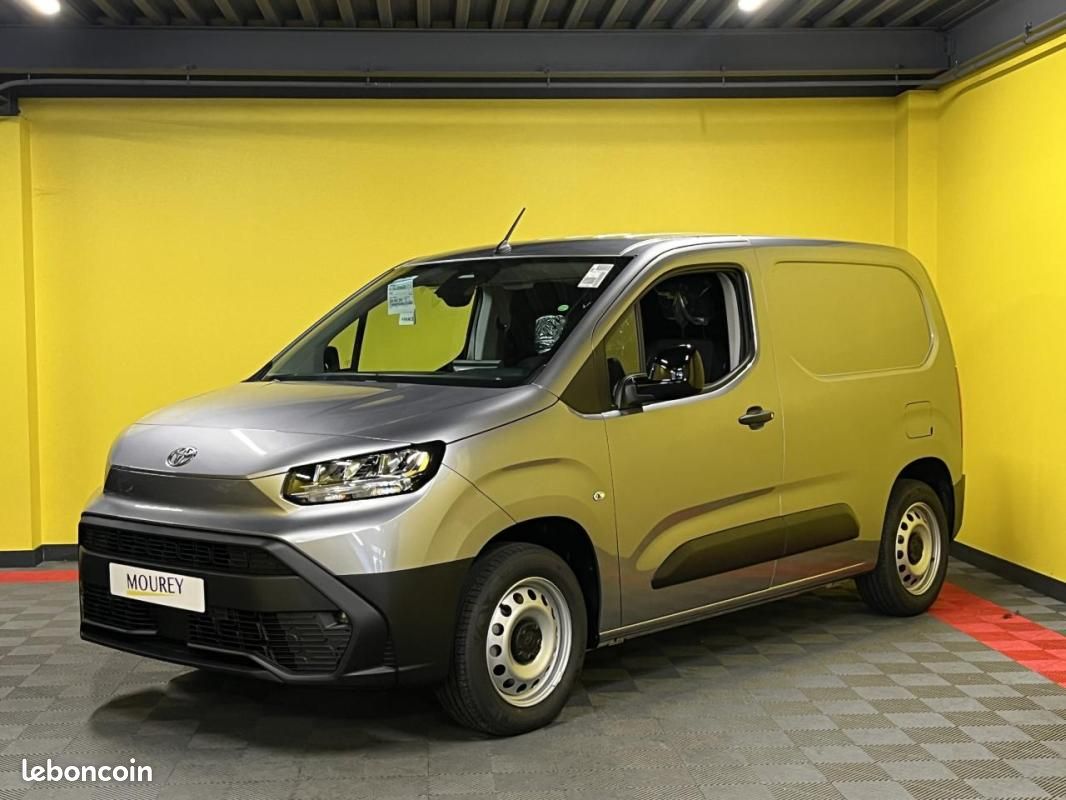 Toyota PROACE 1.5L 130 D-4D BVA STARTCONFORT ( PARTNER / BERLINGO ) 2026 MEDIUM + KIT BOIS 19983 HT (image 1)