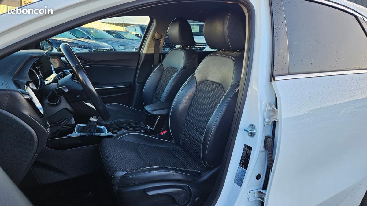 Kia Cee'd BUSINESS 1.0 T-GDI 100 ch ISG Active Business (image 12)