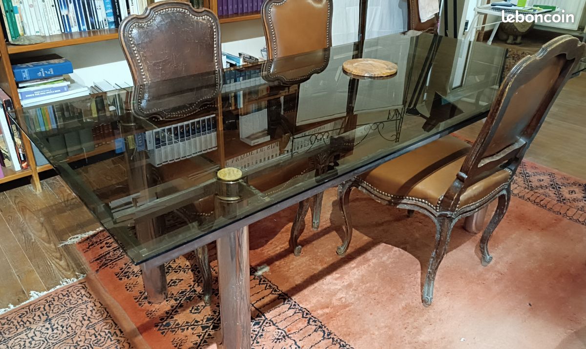 Table moderne en verre (image 1)